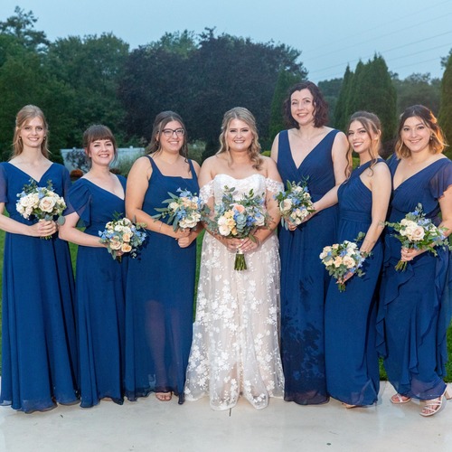 Lauren Ahern '18 and bridesmaids